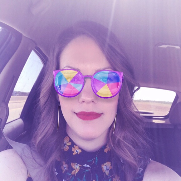 Meet your Posher, Kiley - Picture 1 of 1